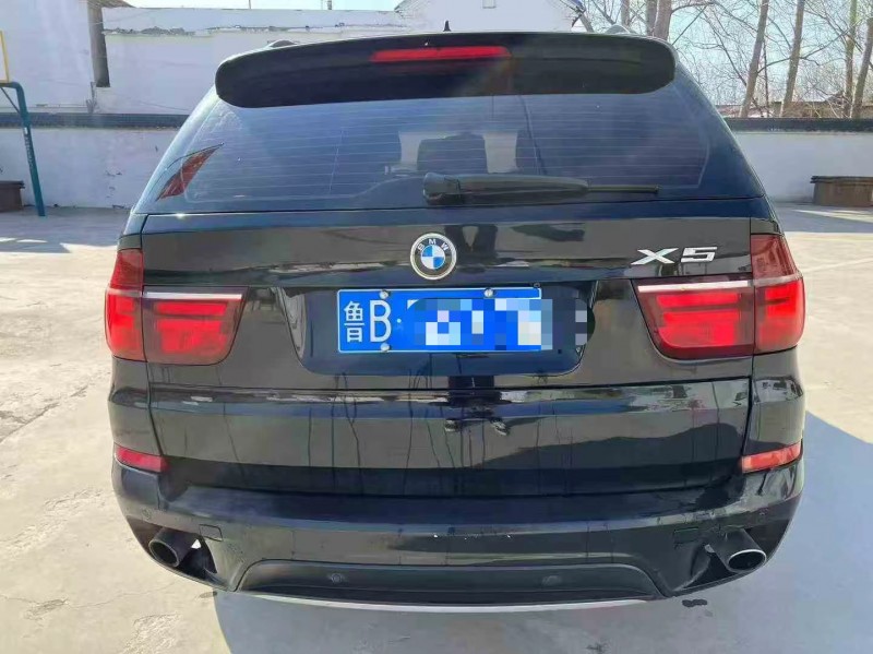 济南13年宝马X59