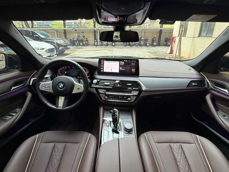 佛山23年宝马5系8