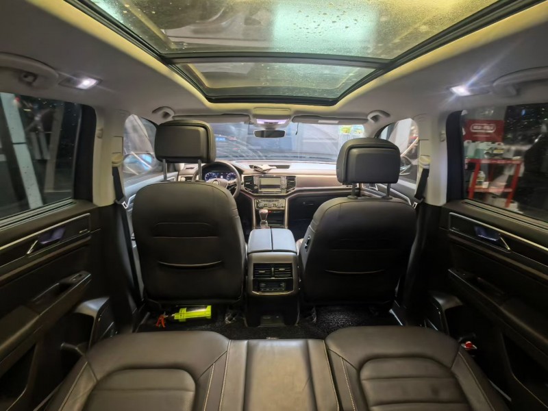 菏泽17年大众途昂3