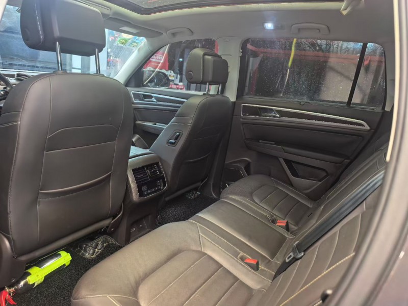 菏泽17年大众途昂4