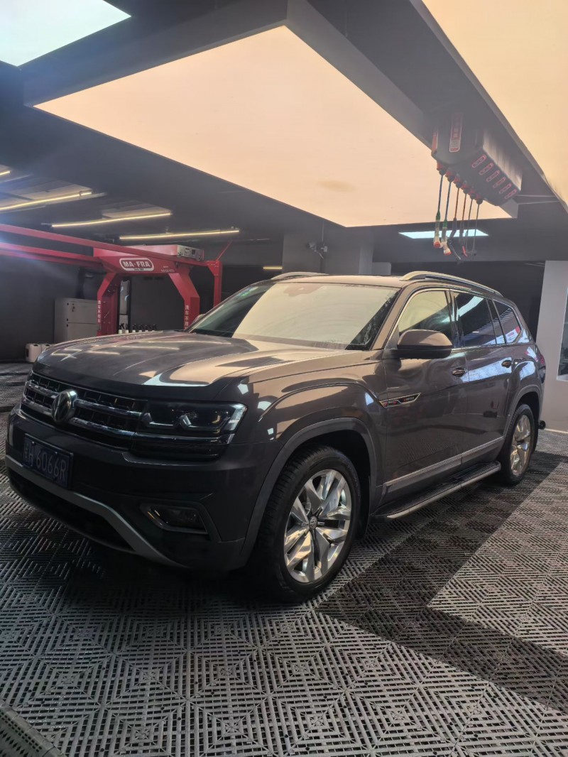 菏泽17年大众途昂5