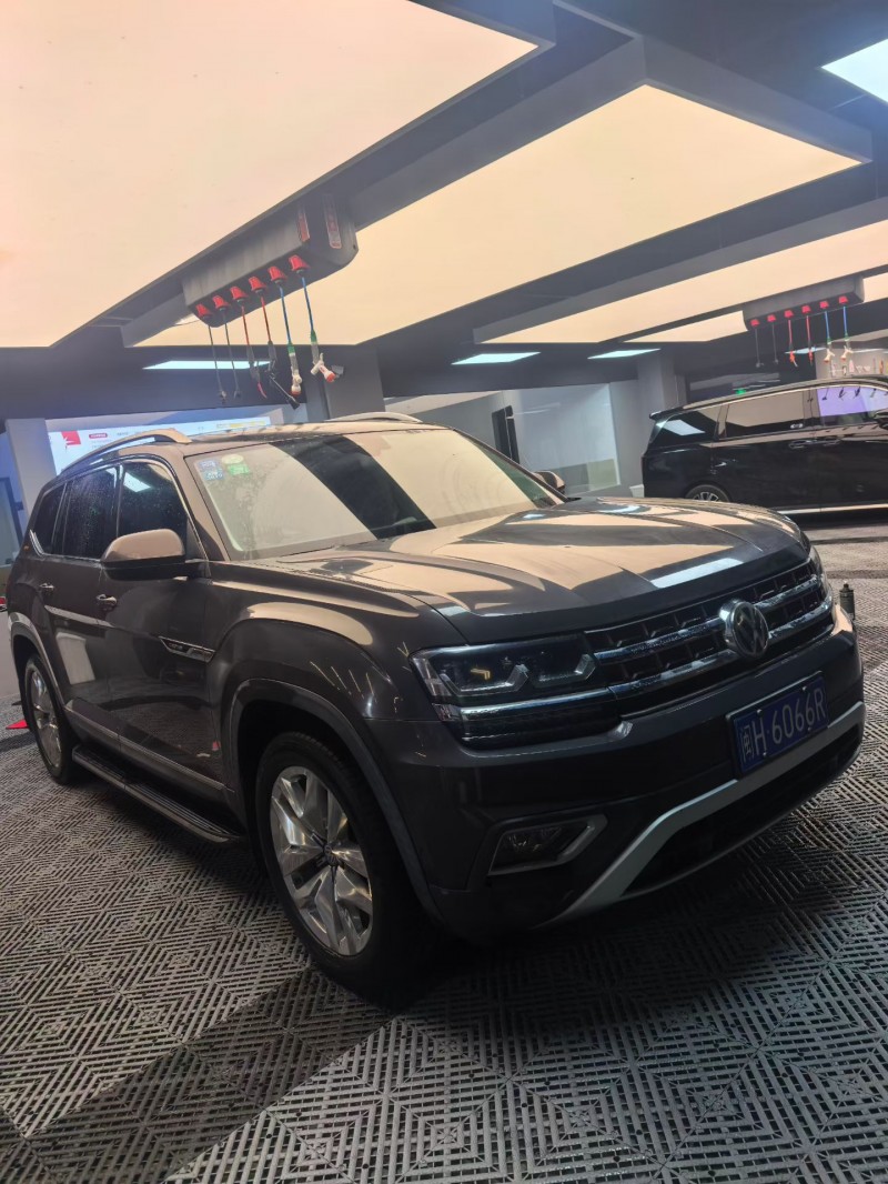 菏泽17年大众途昂7