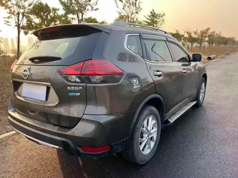 汕头20年日产奇骏9