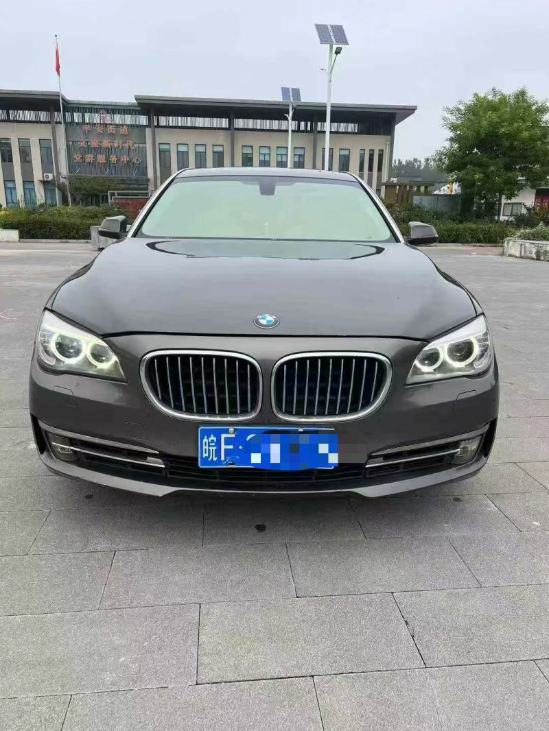 济南13年宝马7系1