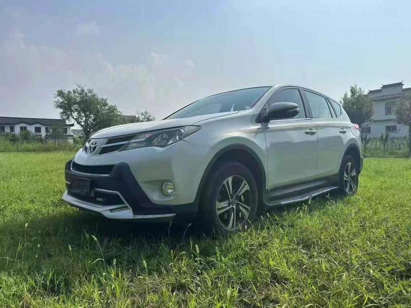 济南16年丰田RAV4荣放3