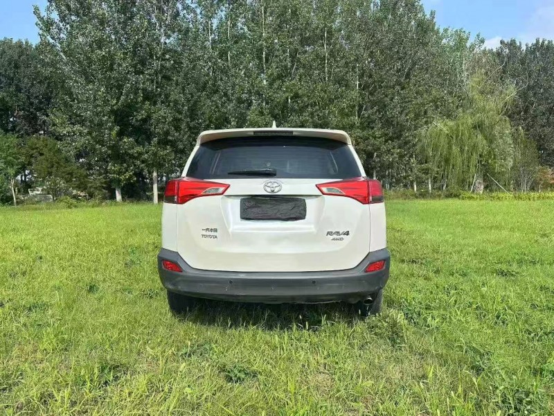济南16年丰田RAV4荣放9