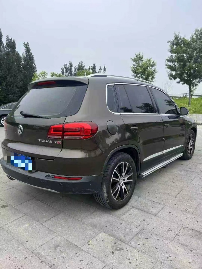 济南15年大众途观8