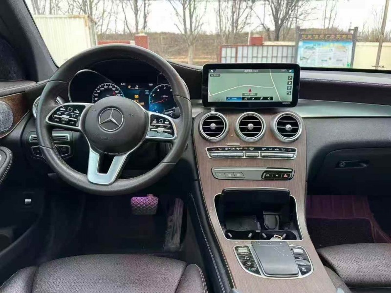 济宁21年奔驰GLC5