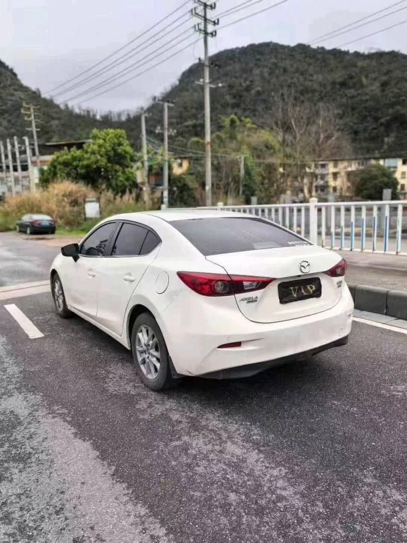 娄底17年马自达昂克赛拉4