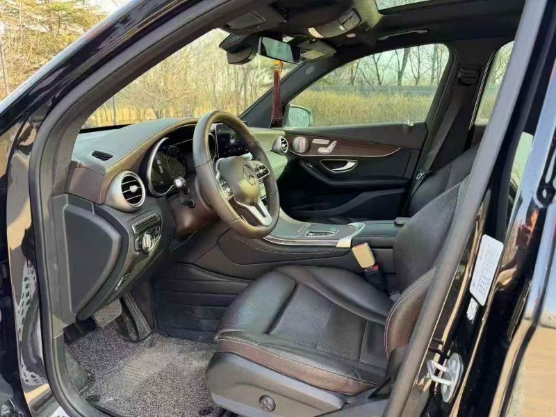 济宁21年奔驰GLC4