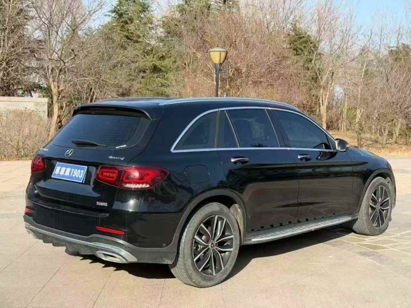 济宁21年奔驰GLC7