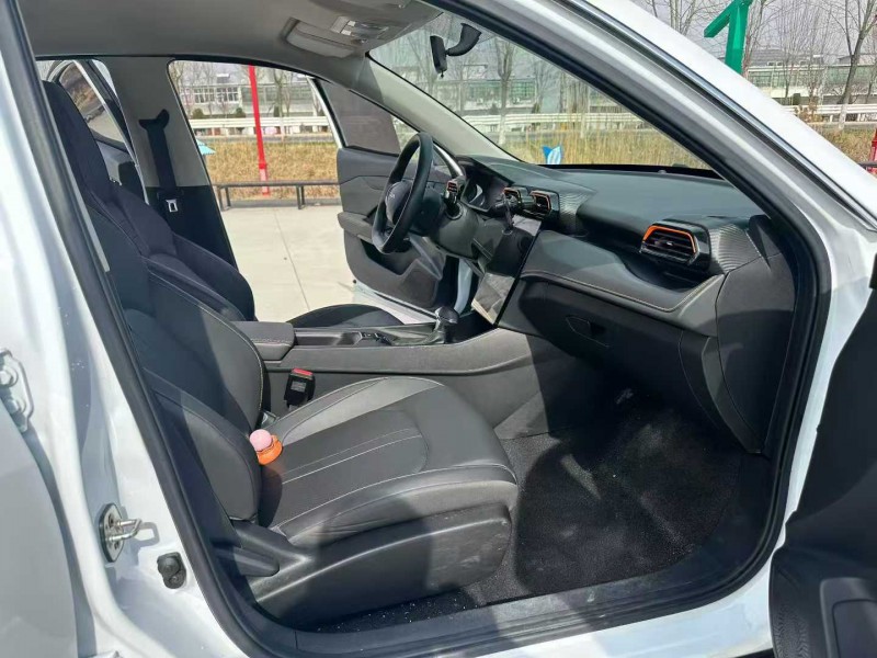 徐州24年東風奕炫5