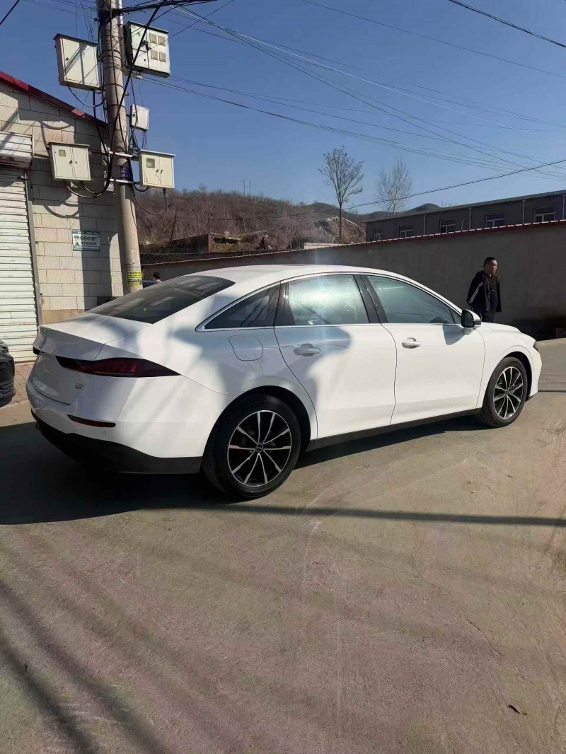 秦皇島25年榮威D77