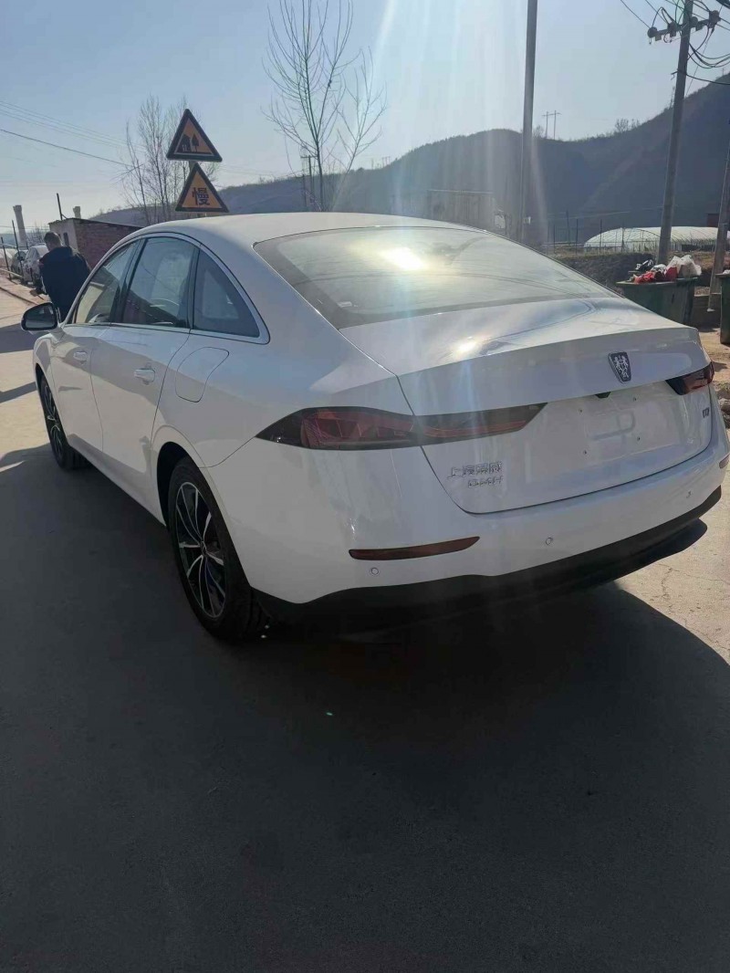 秦皇島25年榮威D78