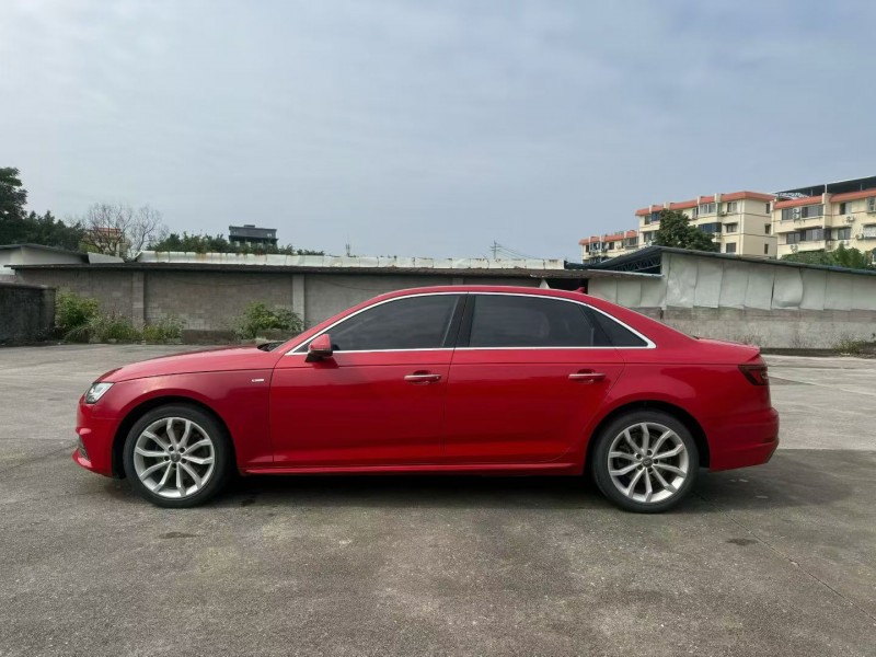 桂林18年奥迪A4L3