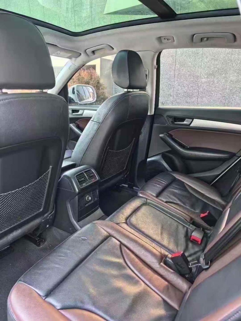 枣庄17年奥迪Q54