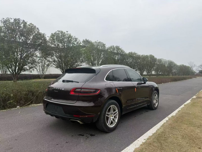 桂林16年保時捷Macan4