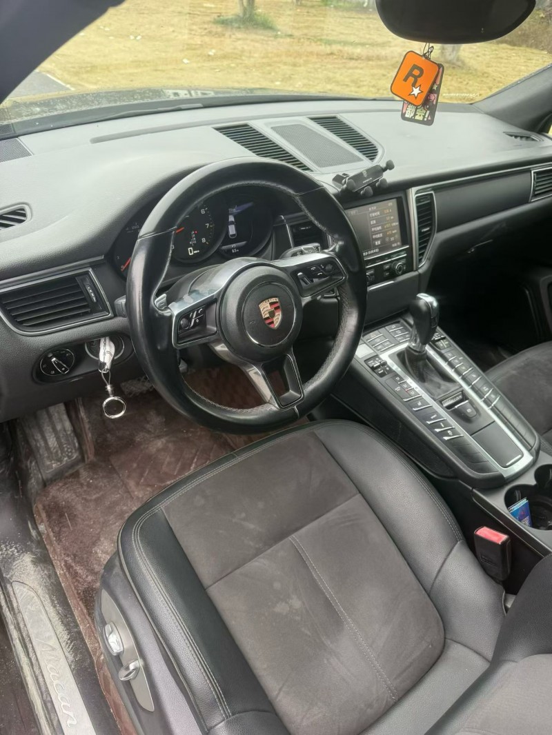 桂林16年保時捷Macan9