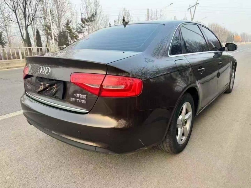 烟台15年奥迪A4L7