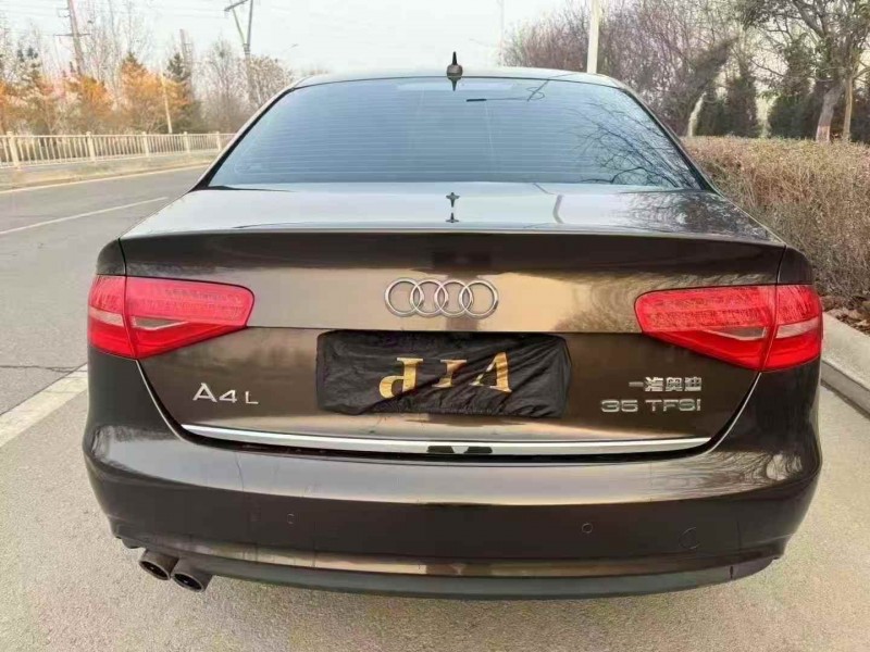 烟台15年奥迪A4L8
