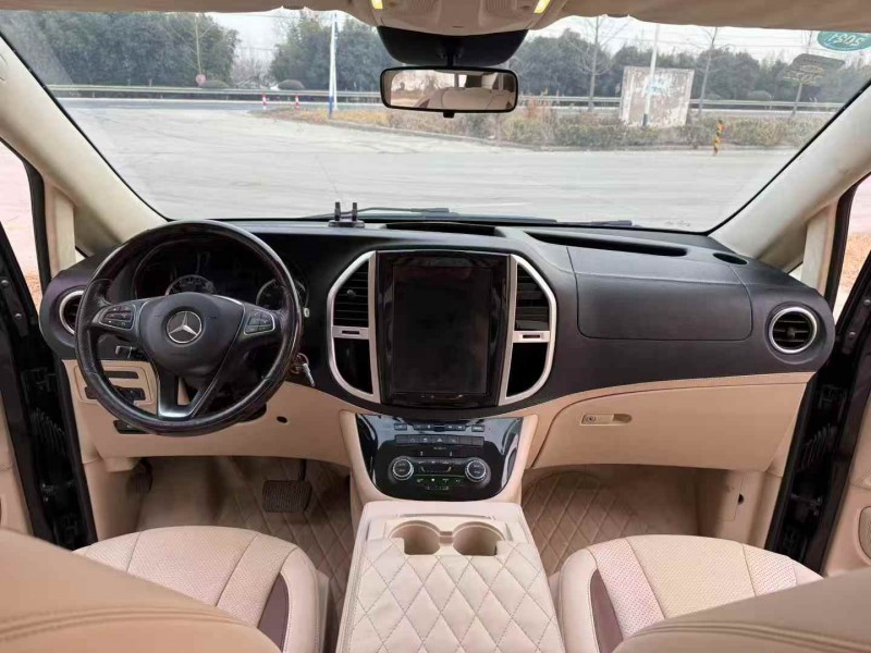 徐州20年奔驰威霆5