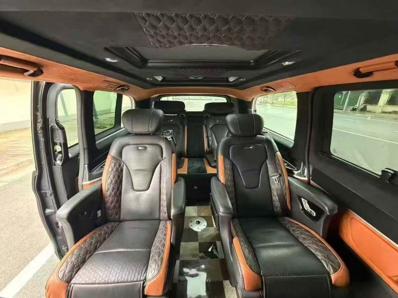 鄭州18年奔馳羅倫士5