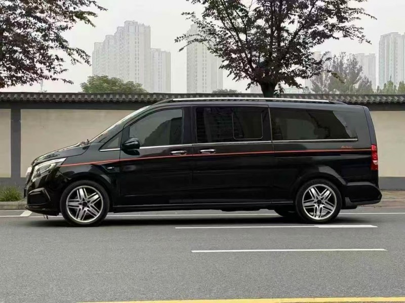 鄭州18年奔馳羅倫士8