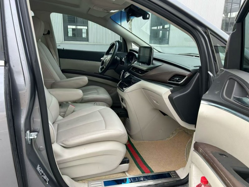 徐州21年别克GL85