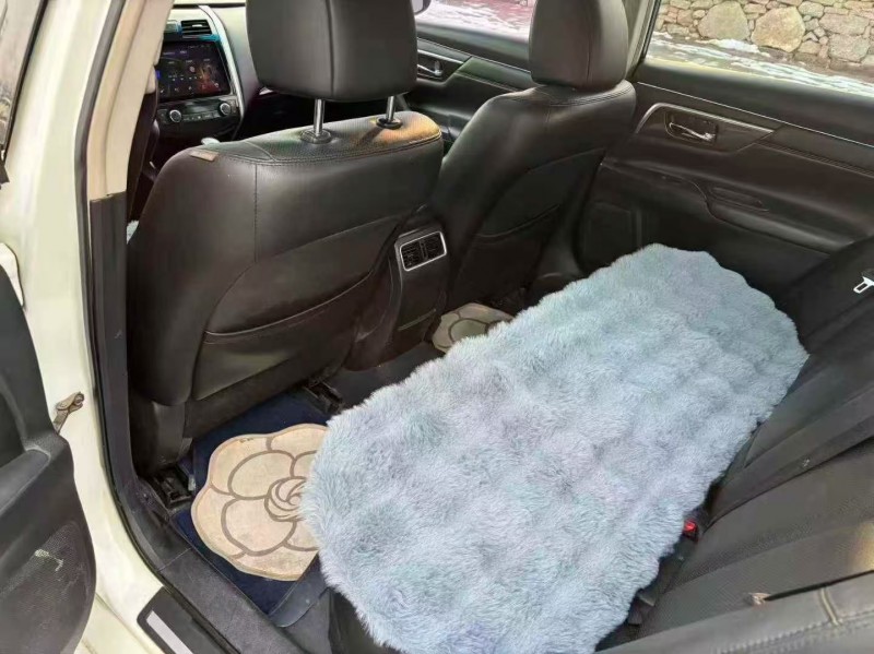 郑州16年日产天籁4