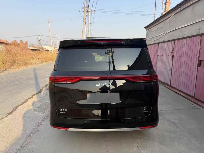 承德26年比亞迪夏8