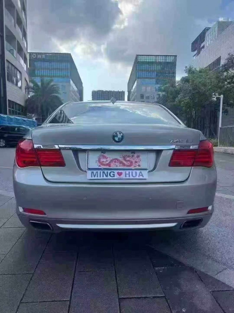 佛山12年宝马7系9