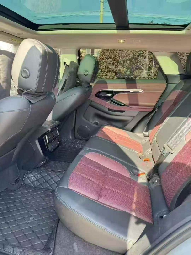 潍坊23年路虎极光4