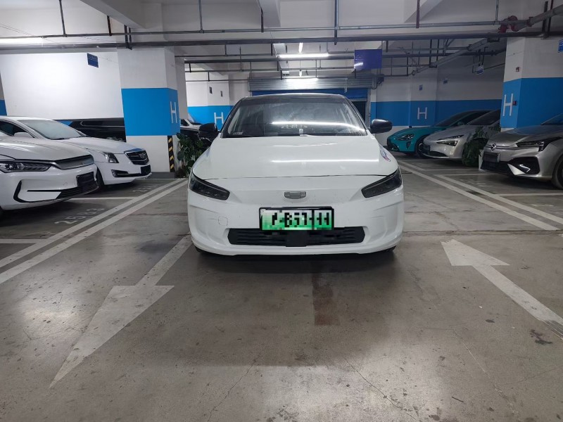 成都24年吉利几何1