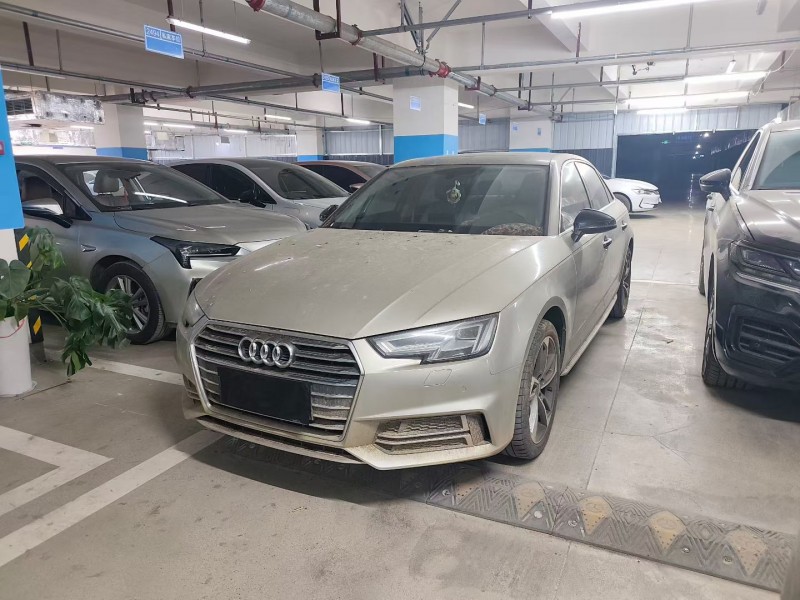 成都18年奥迪A4L6