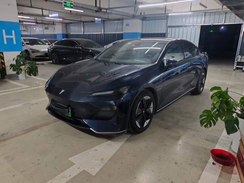 成都23年长安汽车深蓝6