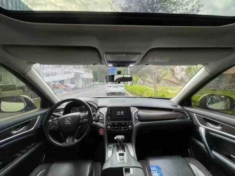 广州18年本田冠道5