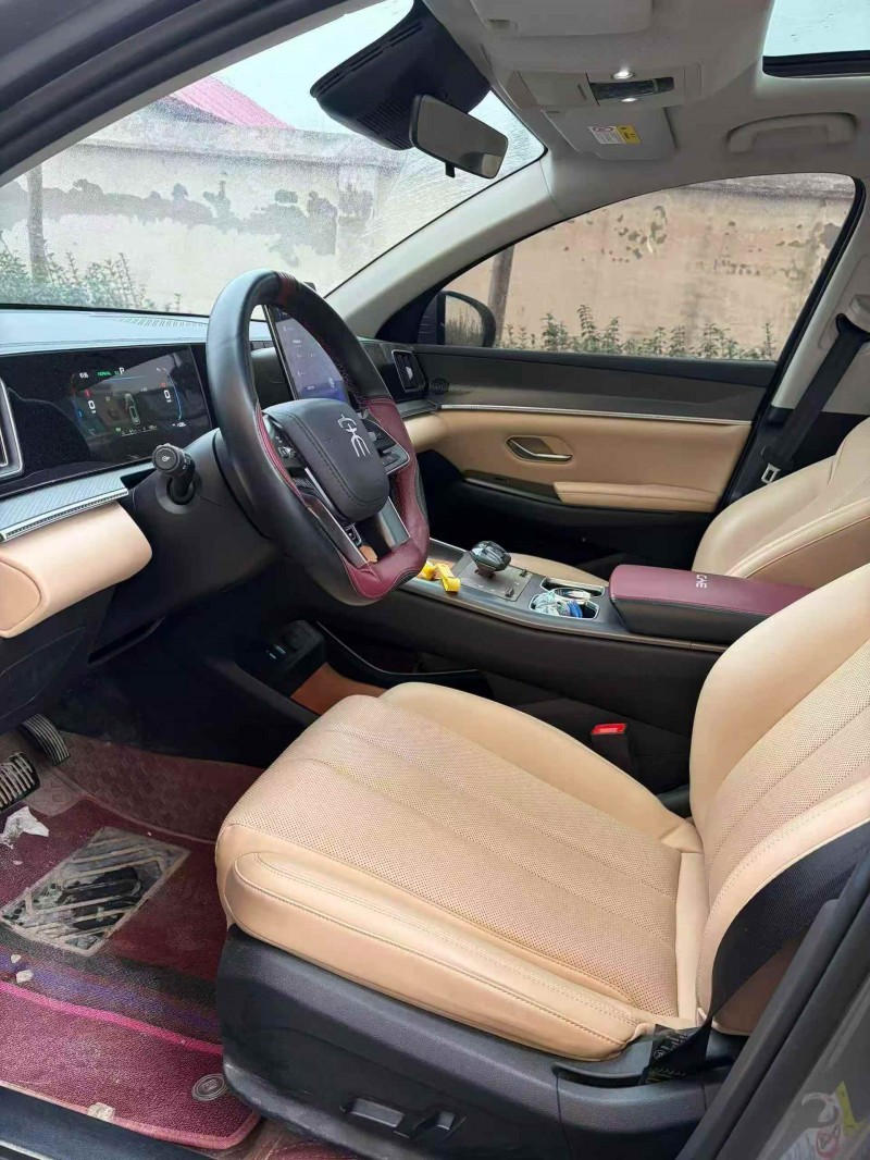 邯鄲25年比亞迪宋5