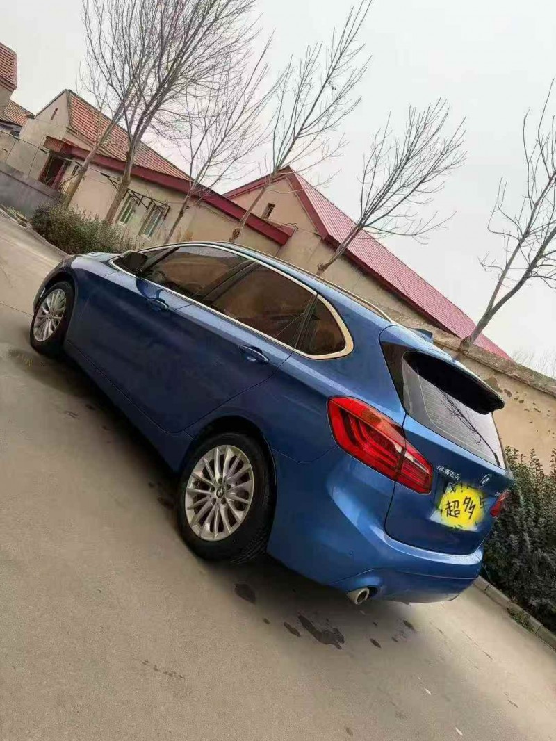 嘉興19年寶馬2系7