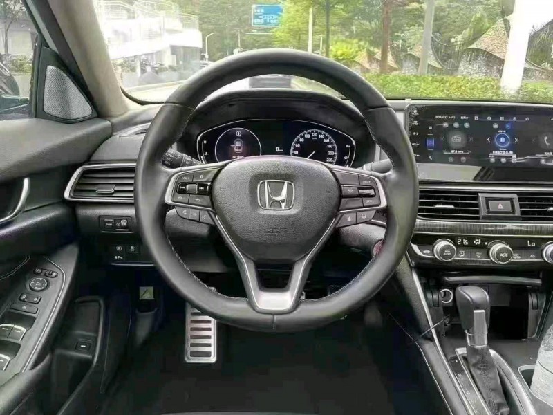 深圳23年本田雅阁7