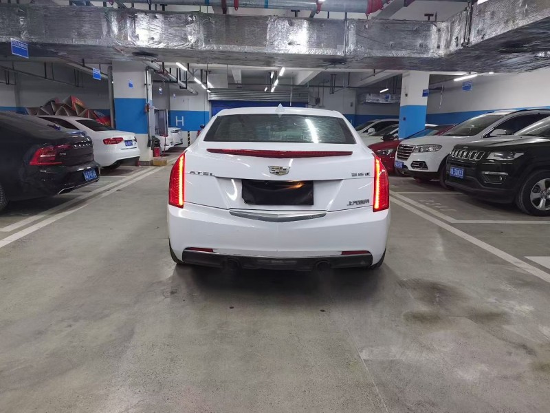 成都19年凯迪拉克ATS-L8