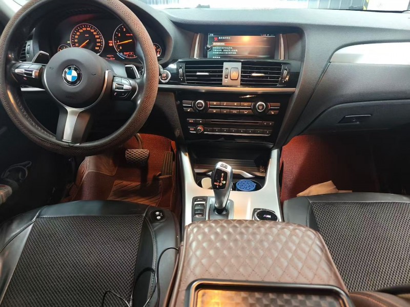 成都17年宝马X46