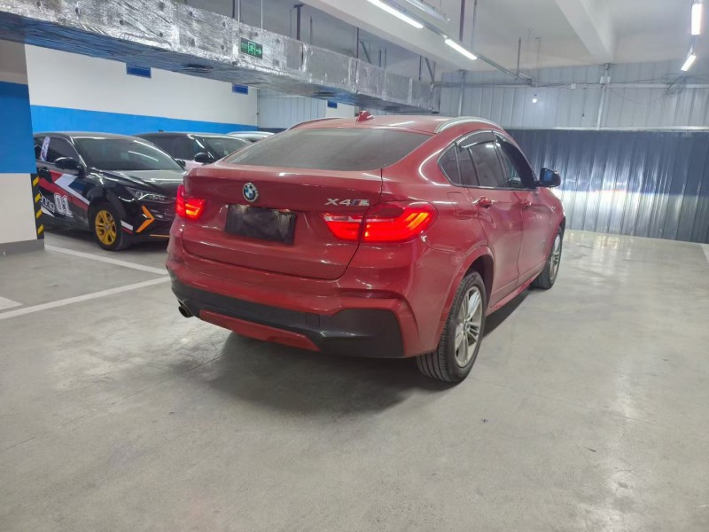 成都17年宝马X47