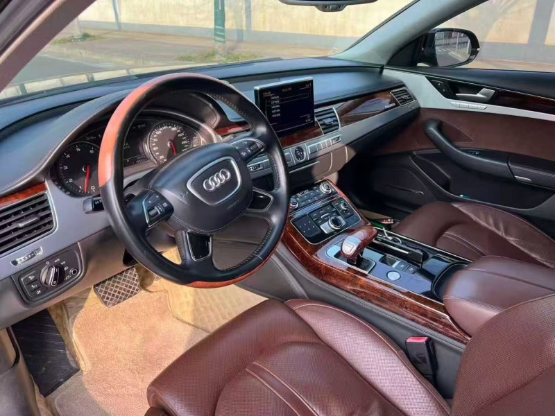 郑州14年奥迪A8L4