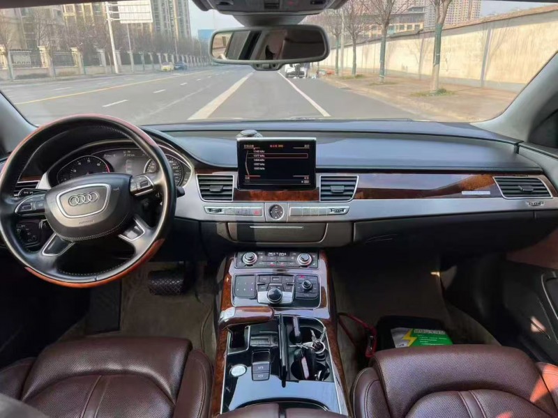 郑州14年奥迪A8L6