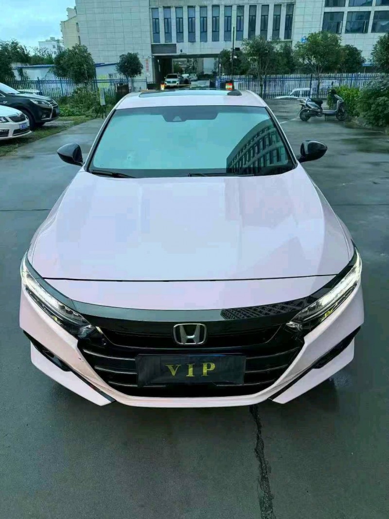 襄阳23年本田雅阁3