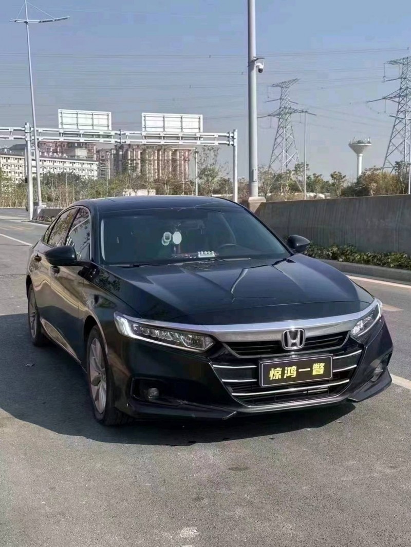广州22年本田雅阁3