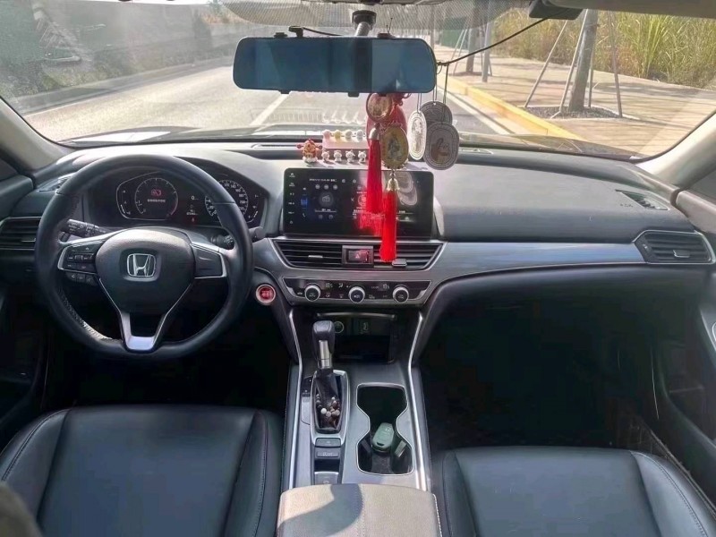 广州22年本田雅阁9