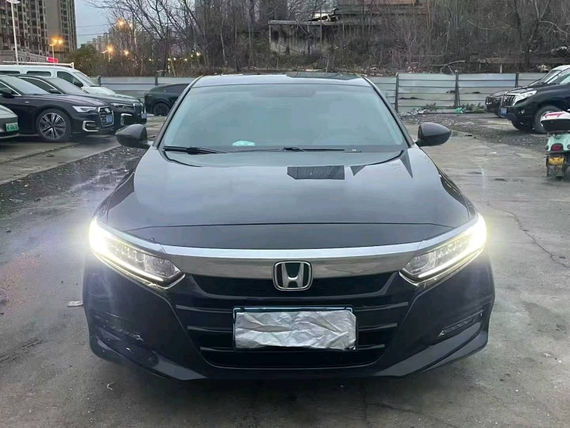 娄底20年本田雅阁1