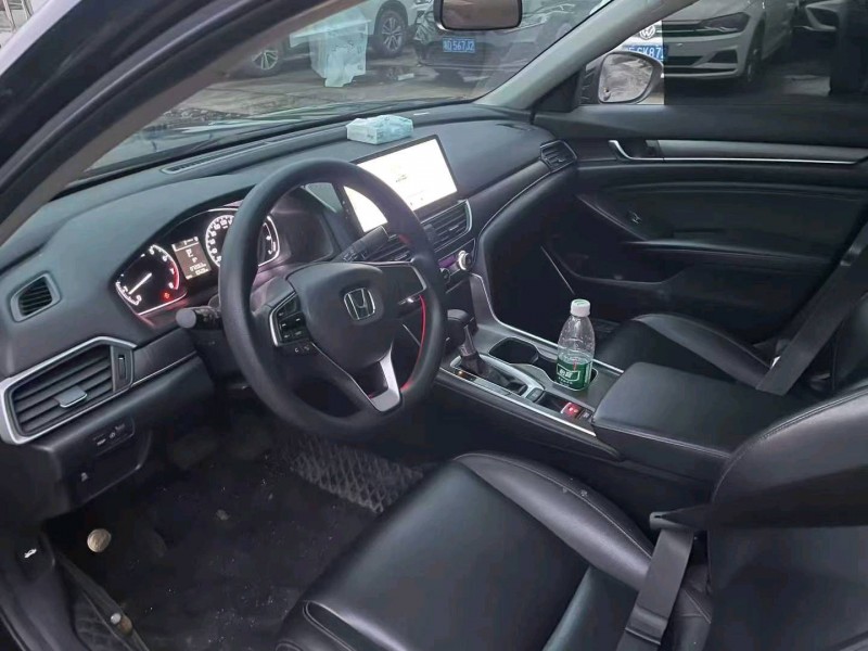 娄底20年本田雅阁6