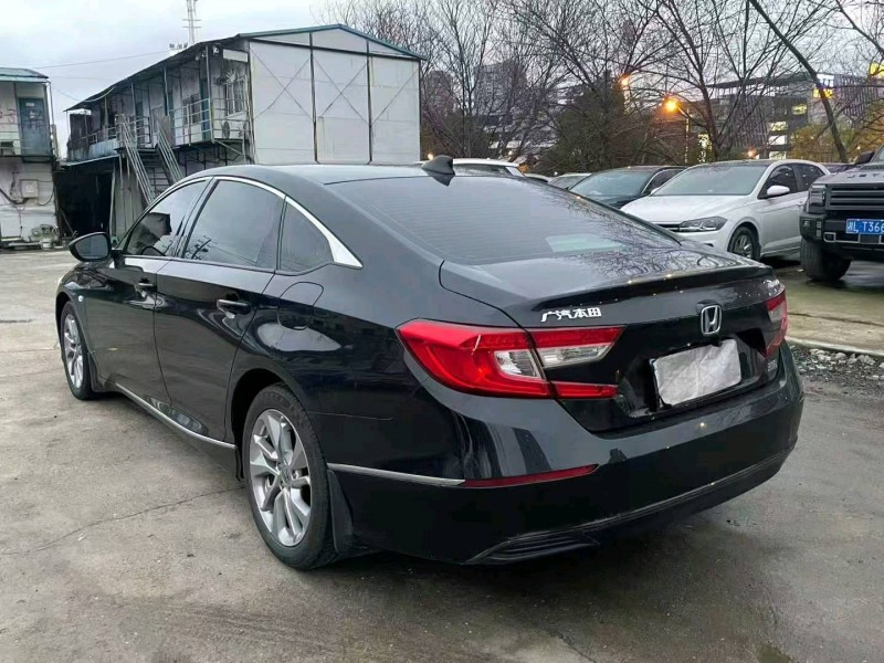 娄底20年本田雅阁9